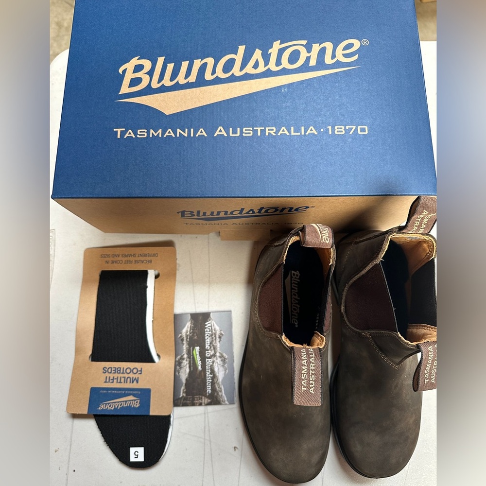 NWT/NWB BLUNDSTONE BOOTS Women’s 585 Rustic Brown - Picture 2 of 12